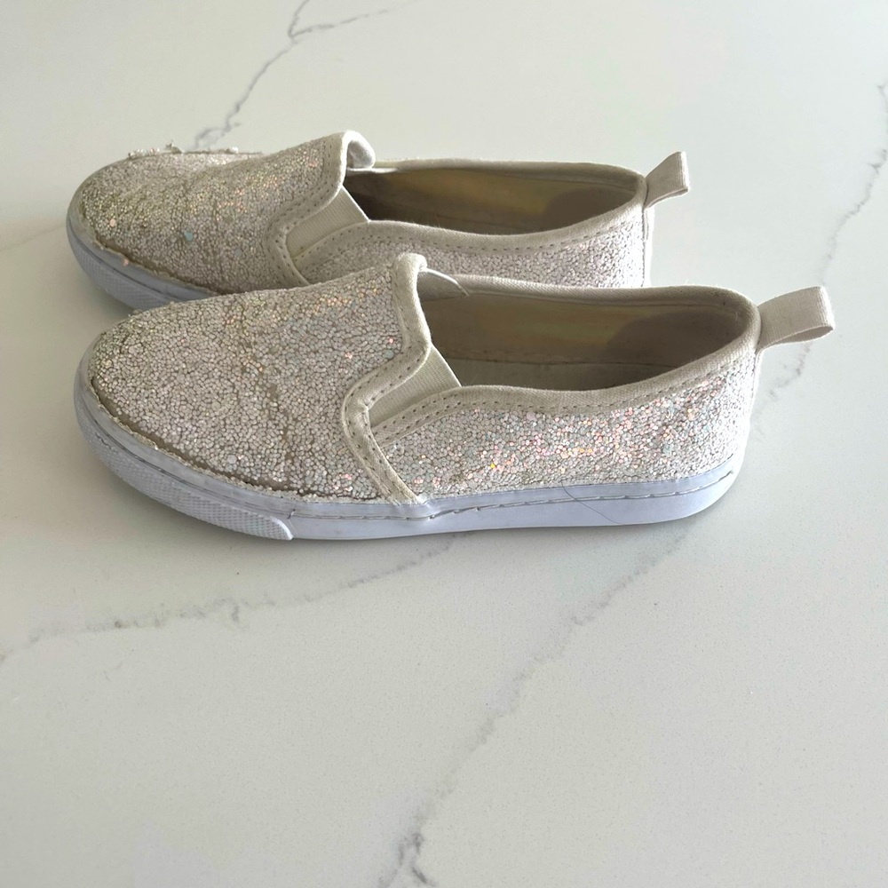 Girl Slip On Shoe Cat and Jack size 12